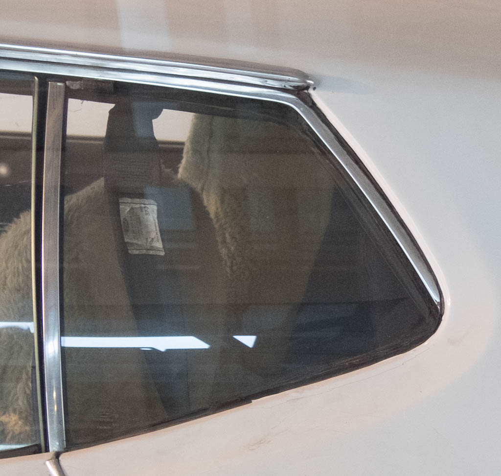 E3FX3024-1-2.jpg
