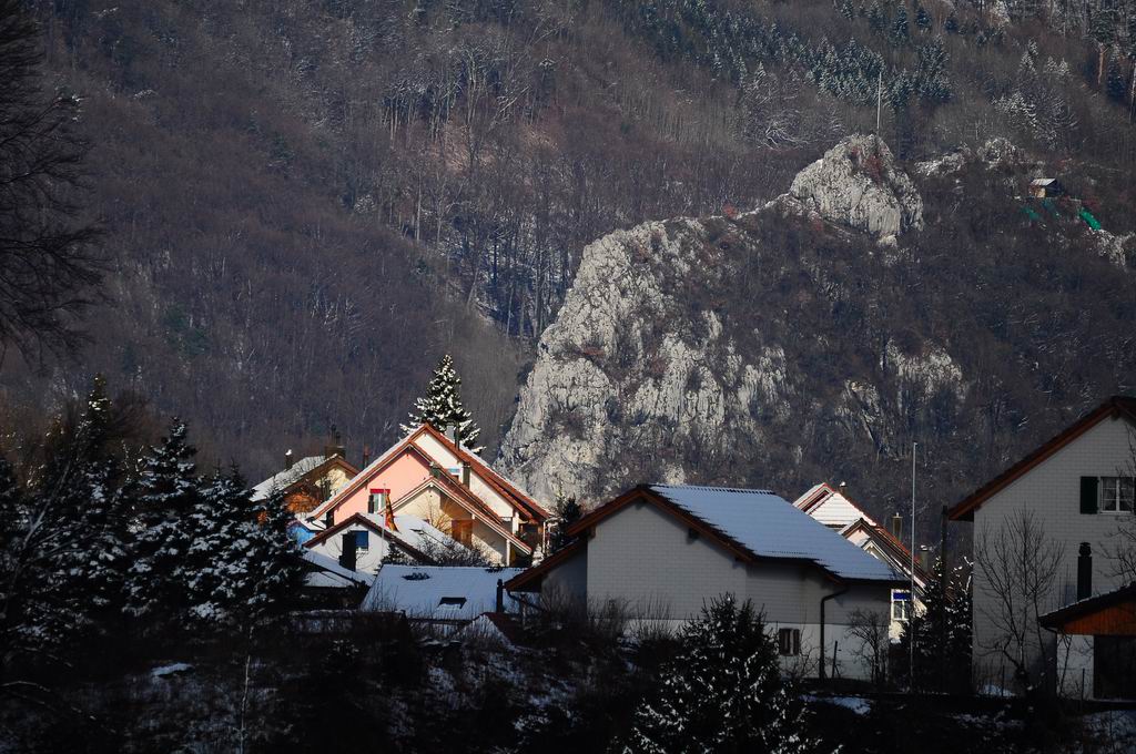 Ebene über6km, Haus Bergabstand 4Km