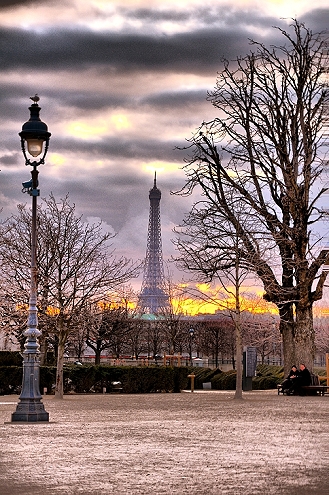 Eifel vom Luouvre aus
