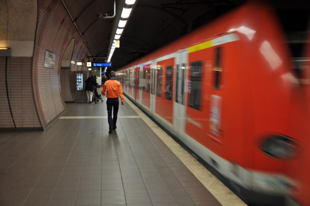 Einfahrende S-Bahn