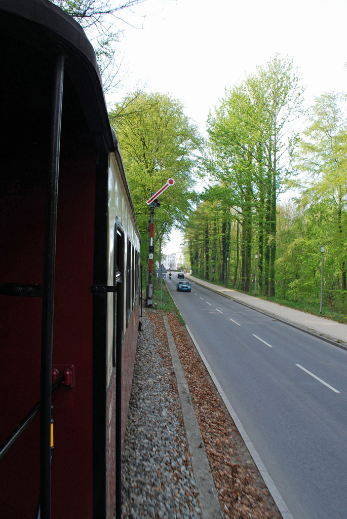 Einfahrt nach Heiligendamm steht! (DSC 3491pseX)