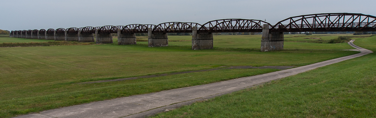 Eisenbahnbrücke Dömitz 1 (1 von 1).JPG
