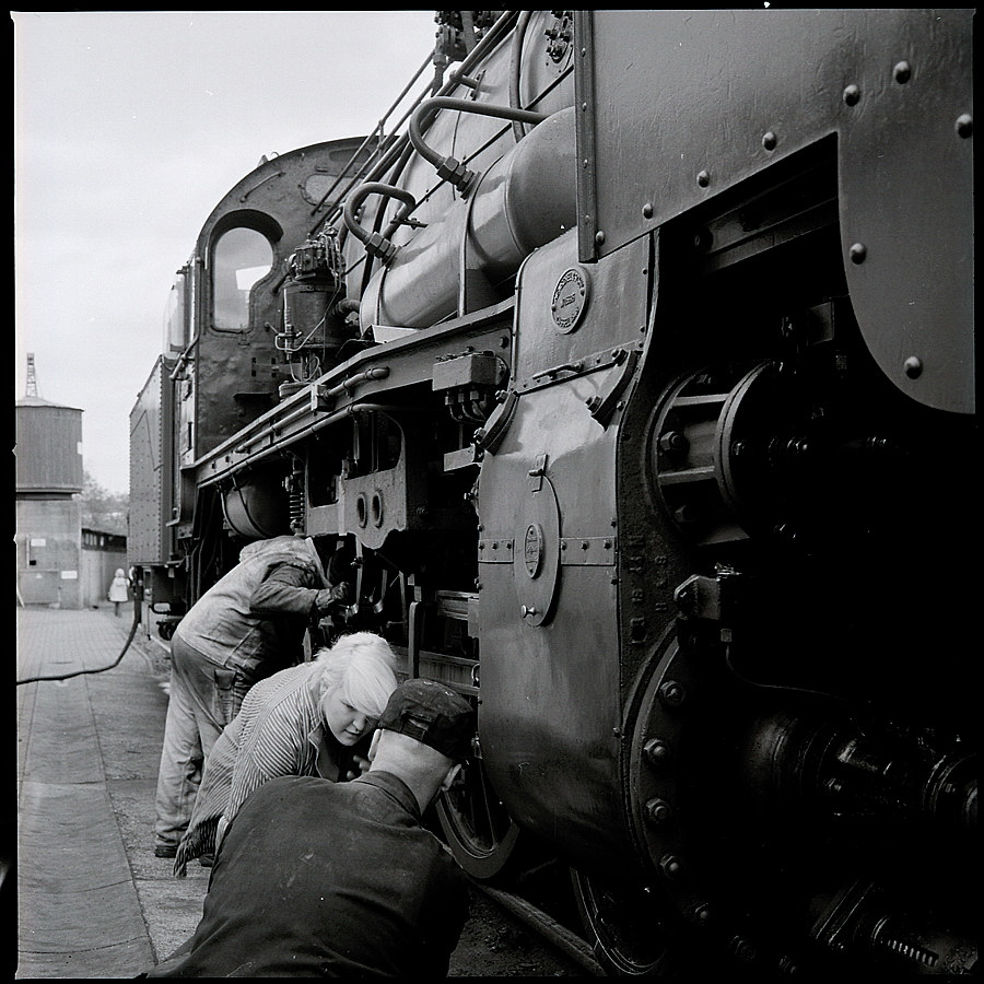 Eisenbahnmuseum Bochum-Dahlhausen
Hasselblad 500cm, Planar C 80/2,8
Neopan 400 / Emofin