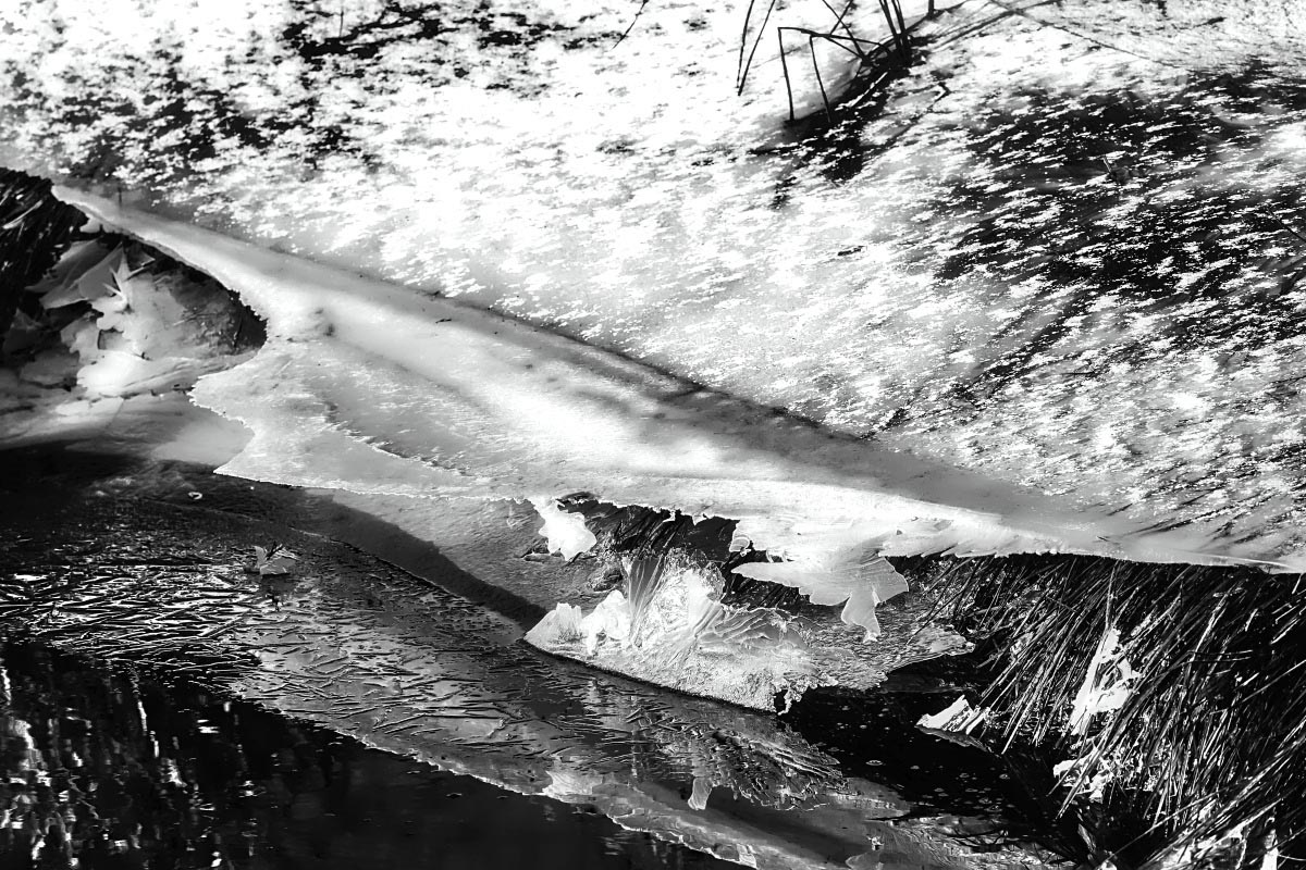 Eiskante 1 BW_bearbeitet-1.jpg