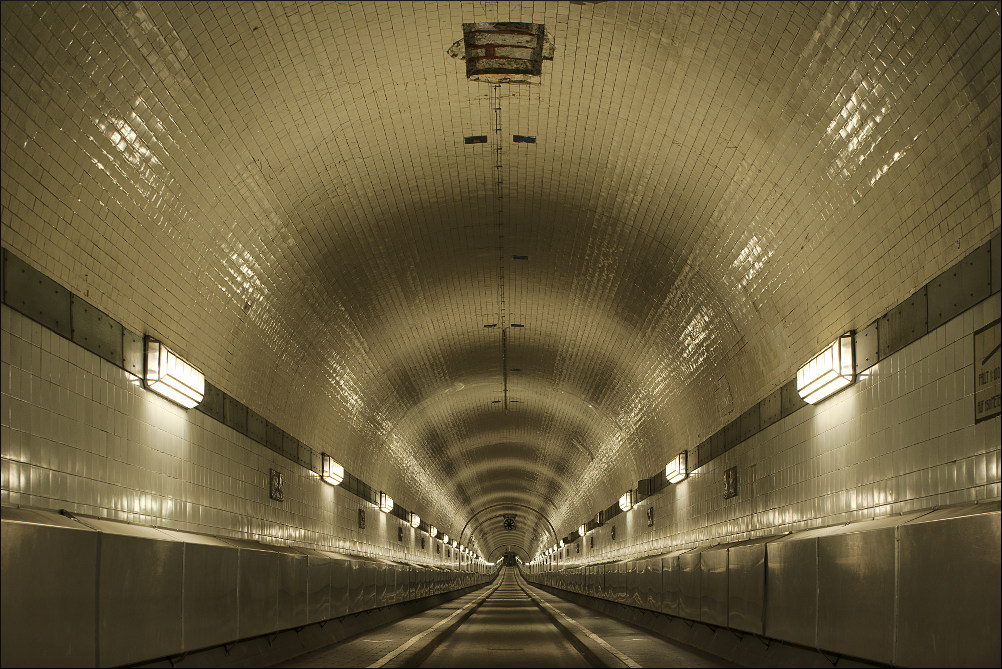 Elbtunnel T/S