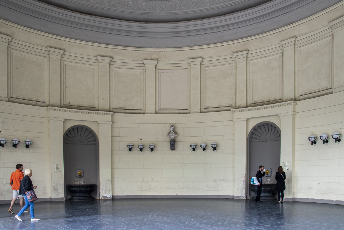 Elisenbrunnen1.jpg