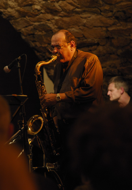 Ernie Watts - Ernie Watts Quartet, 11.03.09 im Marburger Jazzclub "Cavete"