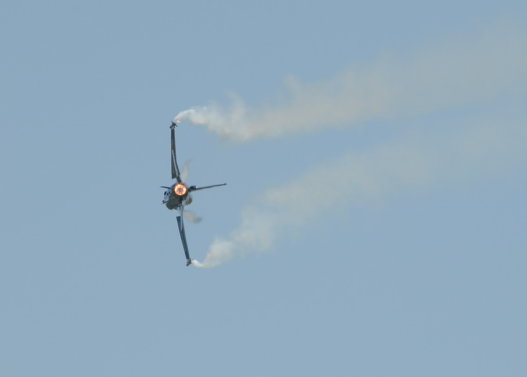 F-16 01