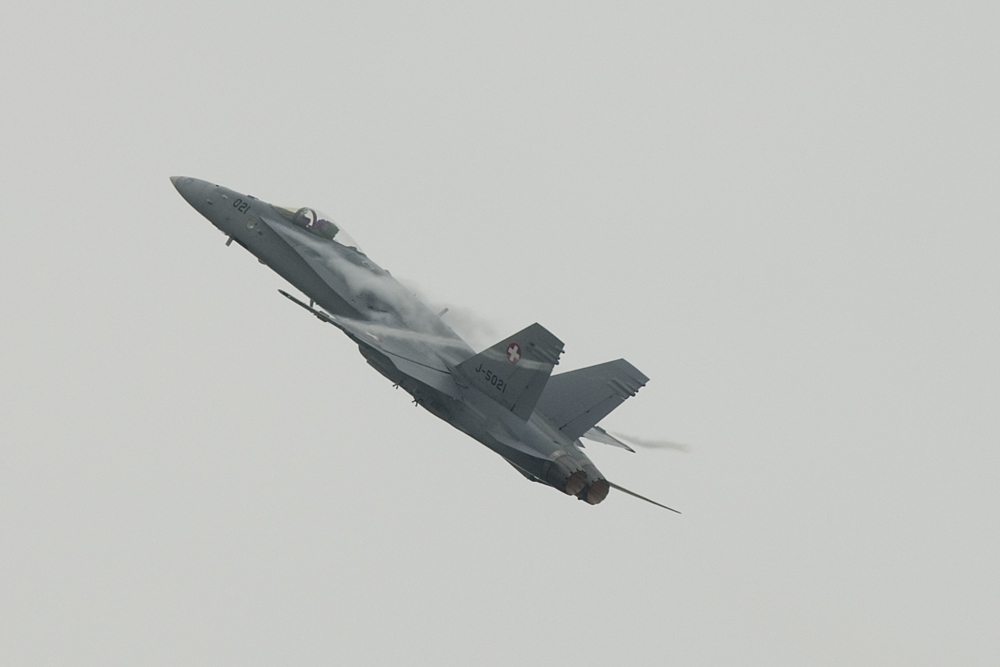 F-18