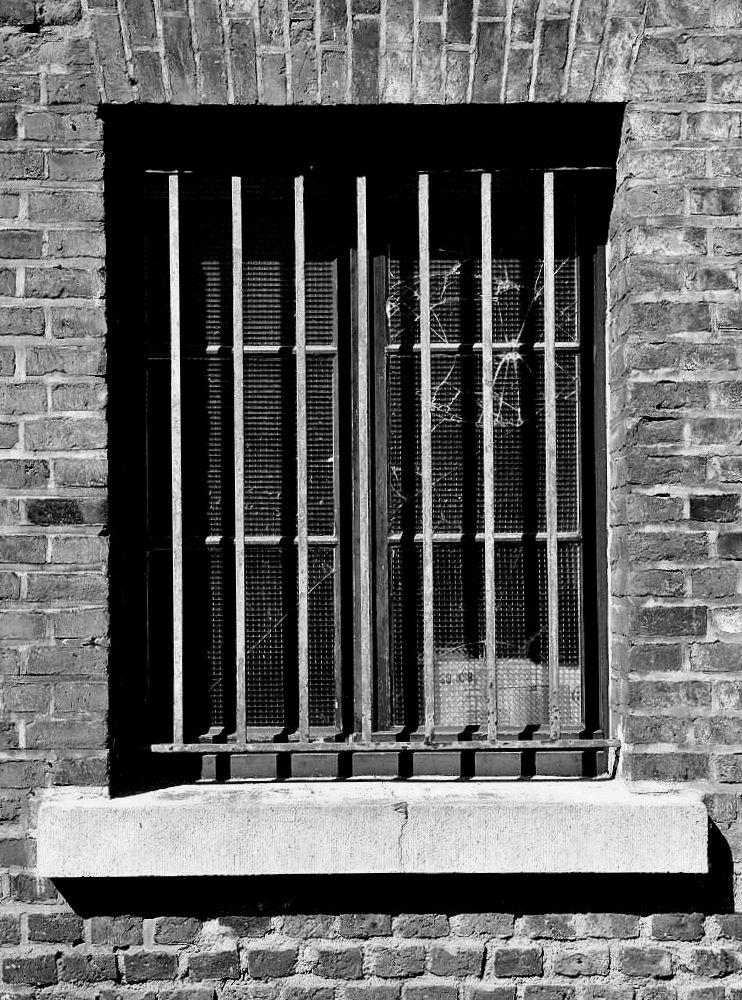 Fenster kaputt   sw