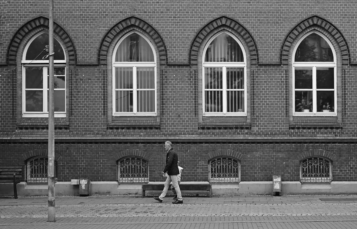 Fensterfront BW.jpg