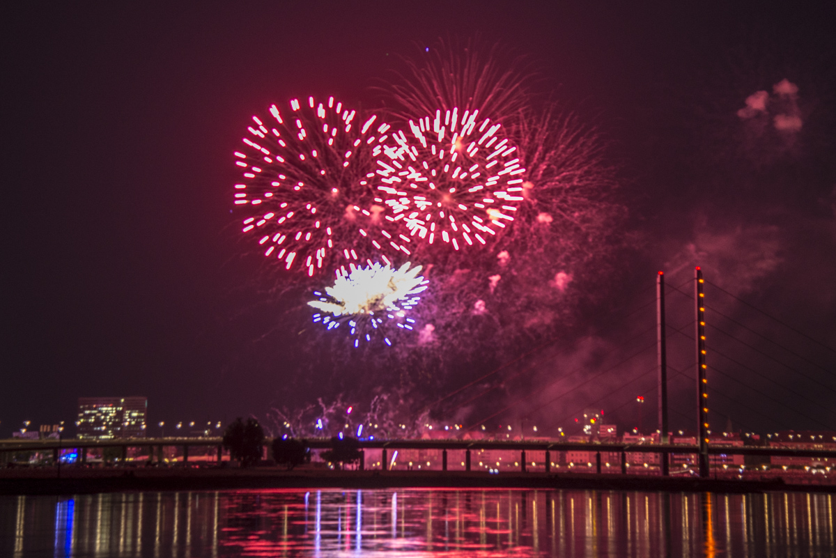 Feuerwerk rot