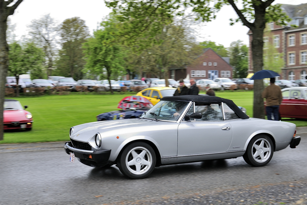 Fiat 124 Spider