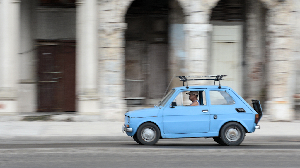 Fiat 126 mit "doppelt luftgekühltem Motor"
6282