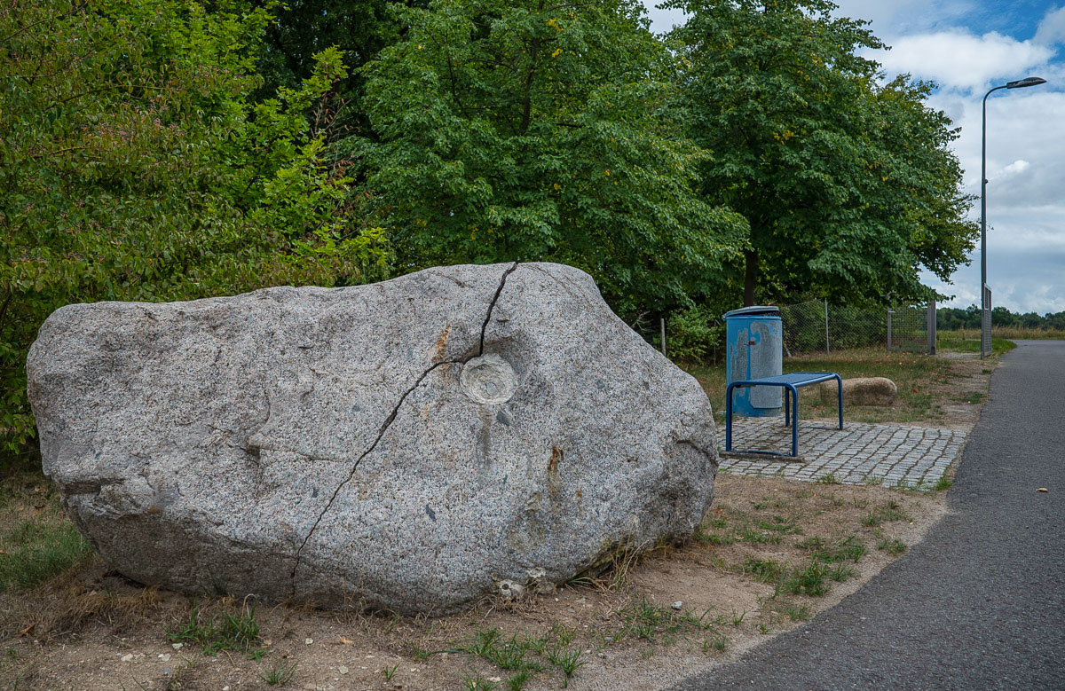 Findlingsbank (1 von 1).jpg