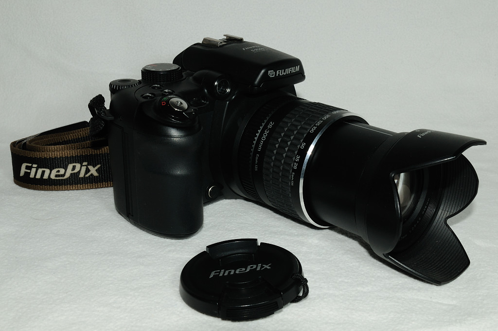 FinePix S9500

Der erste ernsthafte zwischenschritt zur DSLR