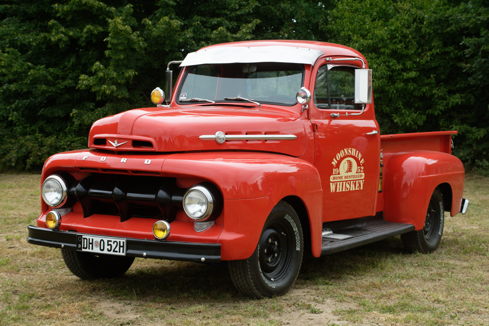 Ford V8 Moonshine.jpg
