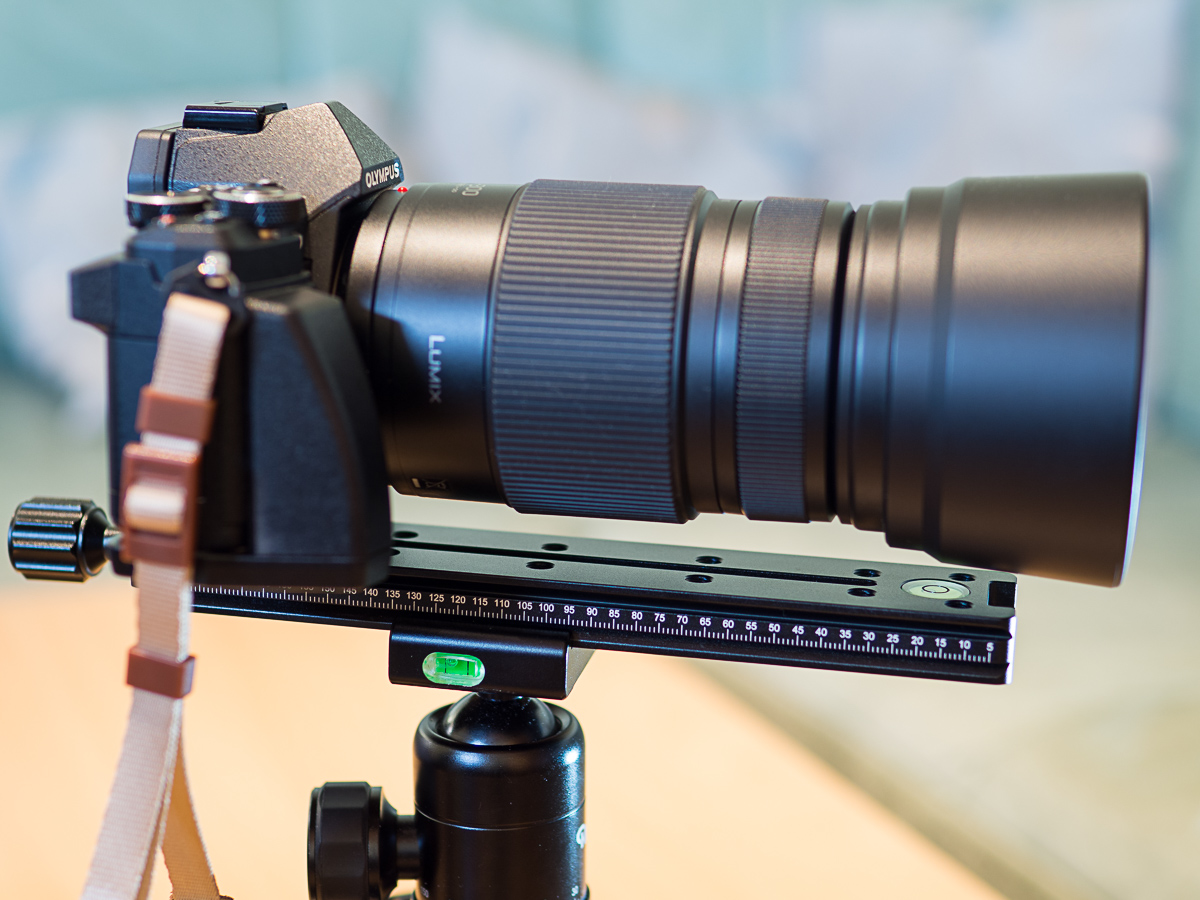 Fotodiox Pro Metall Schwarz Kamera-Handgriff für Olympus OM-D E-M5 Mark II mit Neewer NNR-200 Arca Swiss Schiene