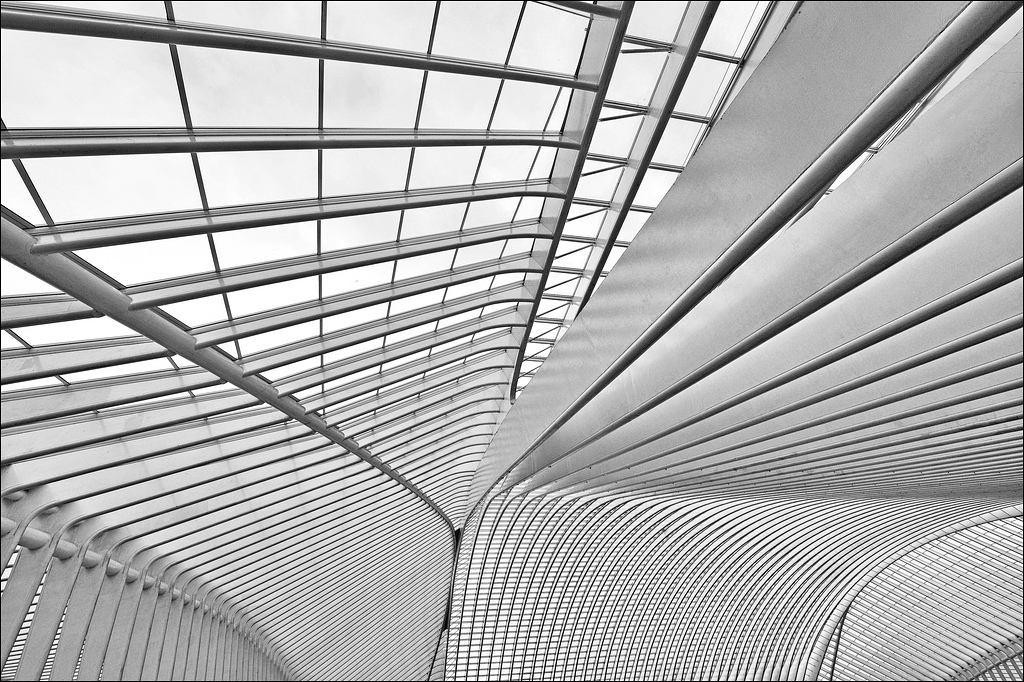 Fragile Konstruktion sw