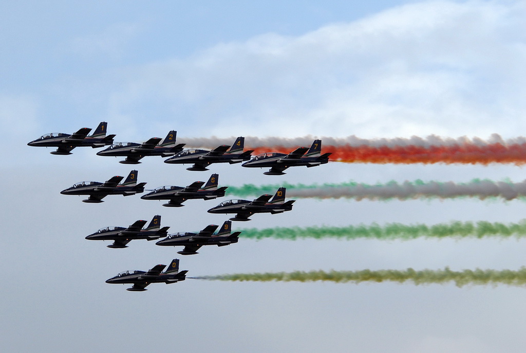 Frecce Tricolori 01
