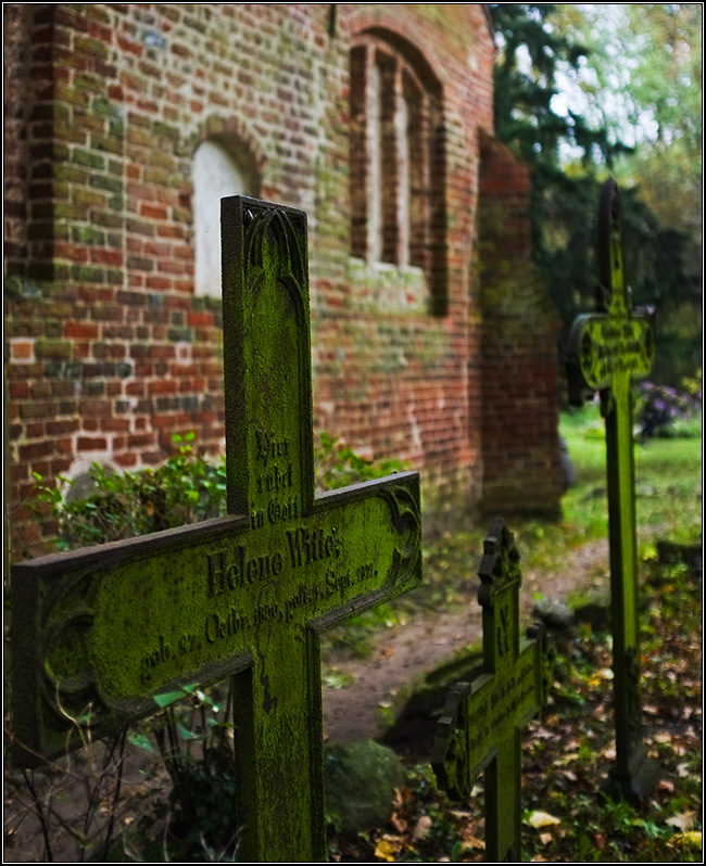 Friedhof 2