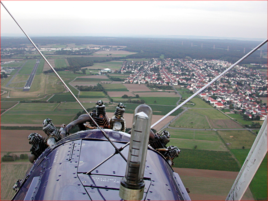 Fw 44 Stieglitz "D-EMIL", Landeanflug