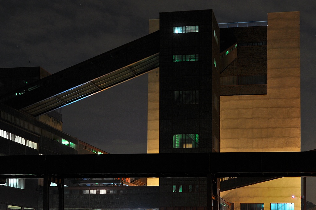 Gebäude nachts