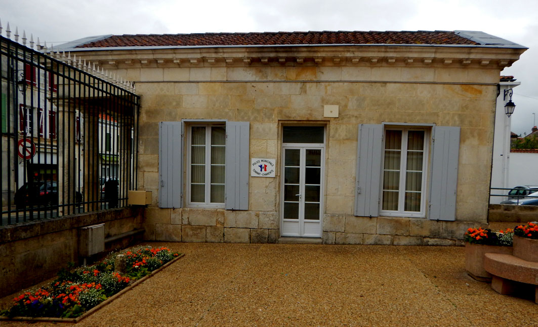 gendarmerie.jpg