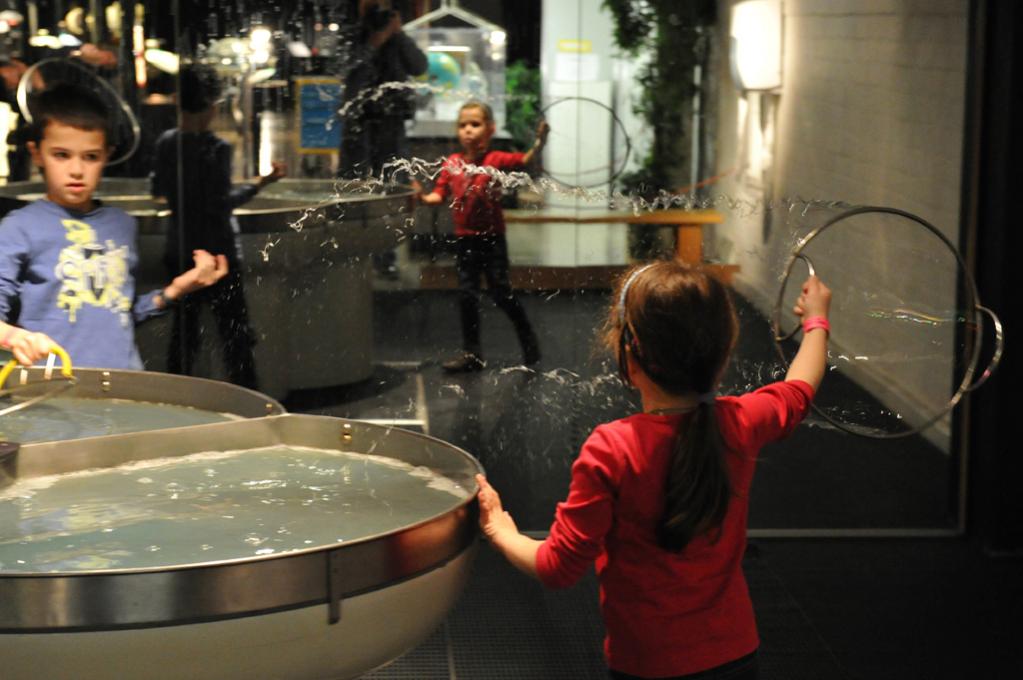 Geplatzte Seifenblase (Swiss Science Center Technorama)