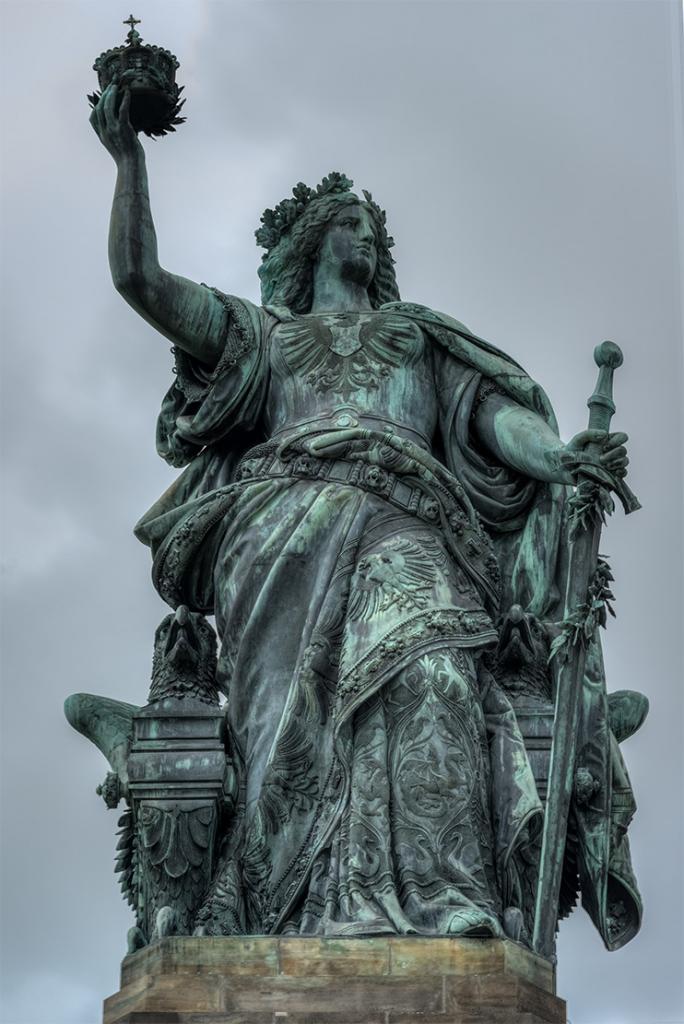 germania
hdr
mittelrhein
denkmal