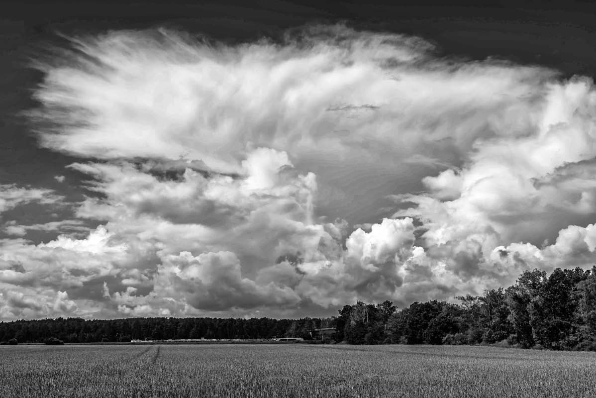 Gewitterwolke_bearbeitet-2.jpg