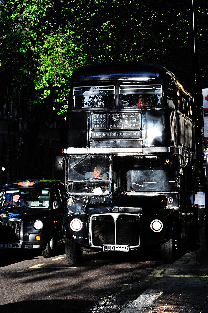 ghostbustours