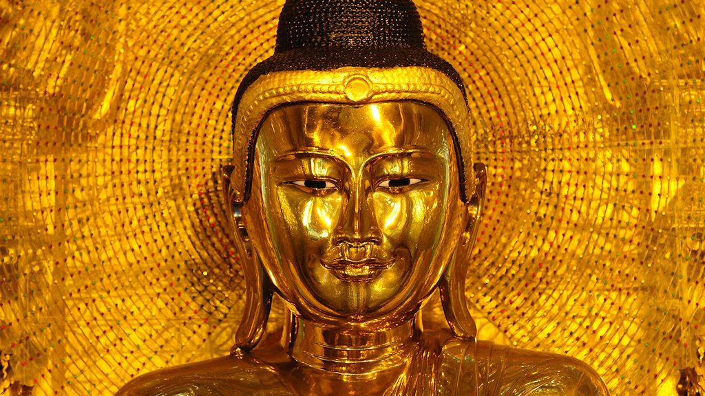 goldener Buddha
7661