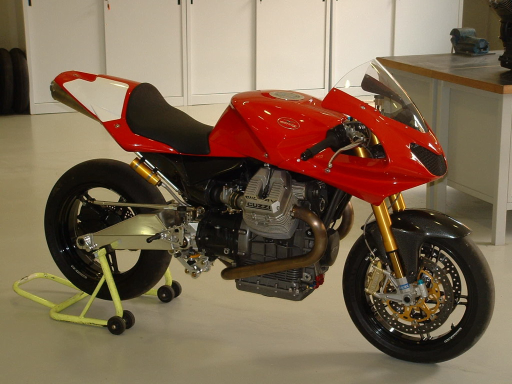 Guzzi MGS01