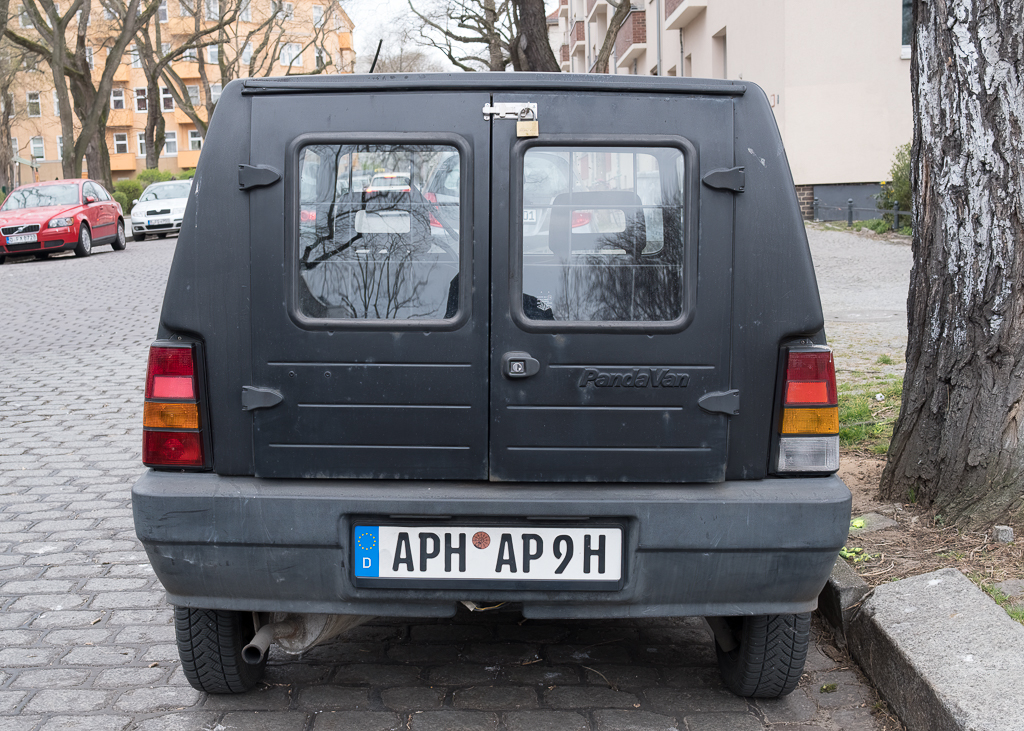 H12X3270-ext-1.jpg