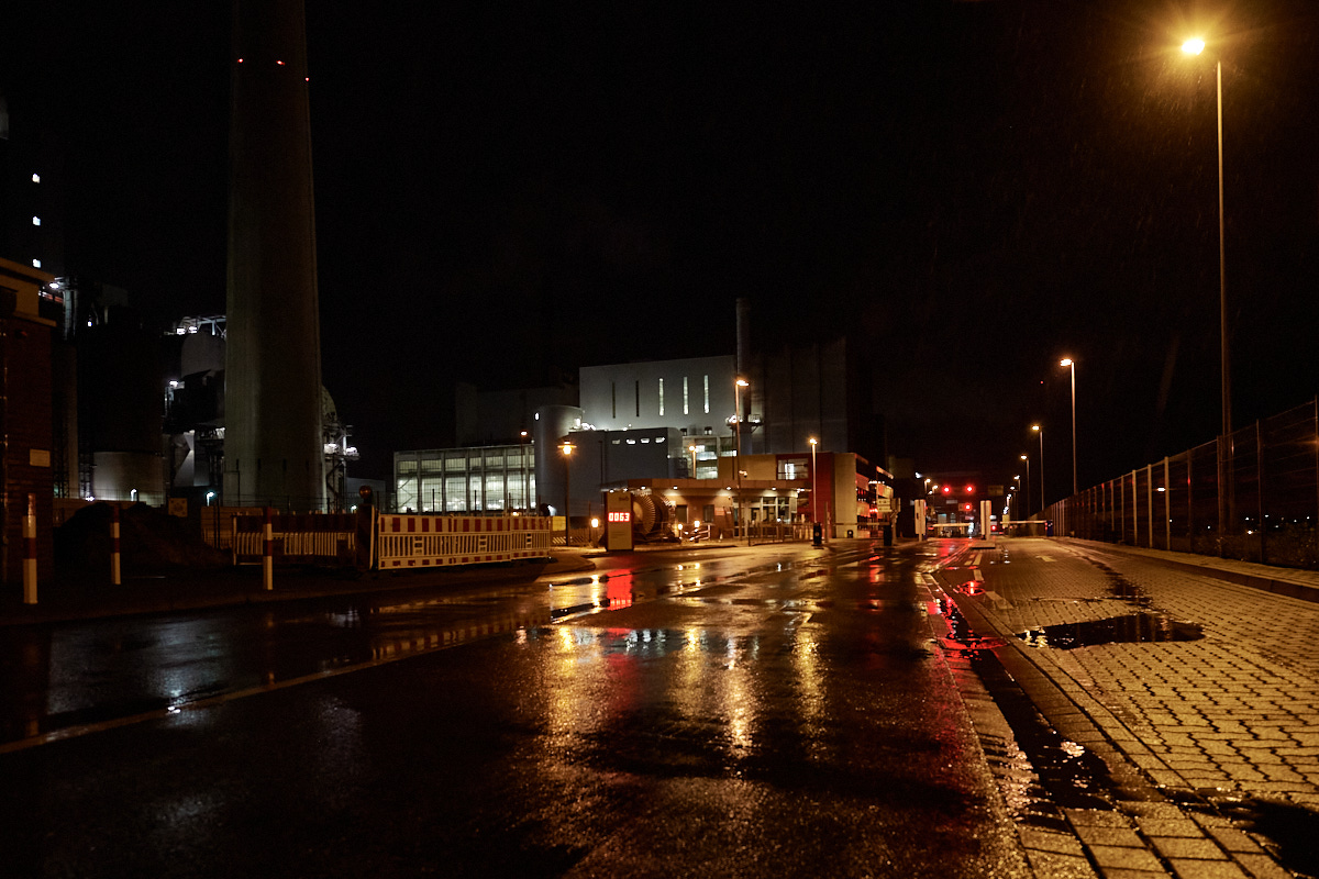 Hafen Bremen bei Nacht 2.jpg