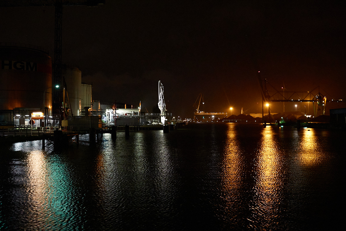Hafen Bremen bei Nacht 4.jpg