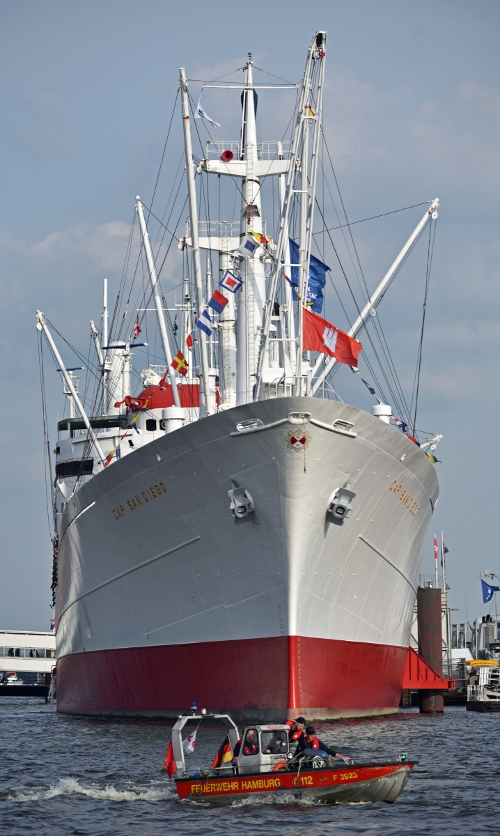 hamburg_cap_san_diego_6.jpg