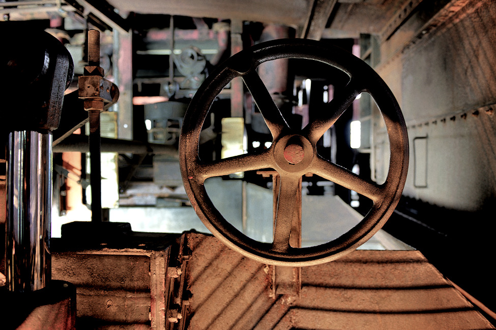 Handrad Zeche Zollverein -11/2009 -