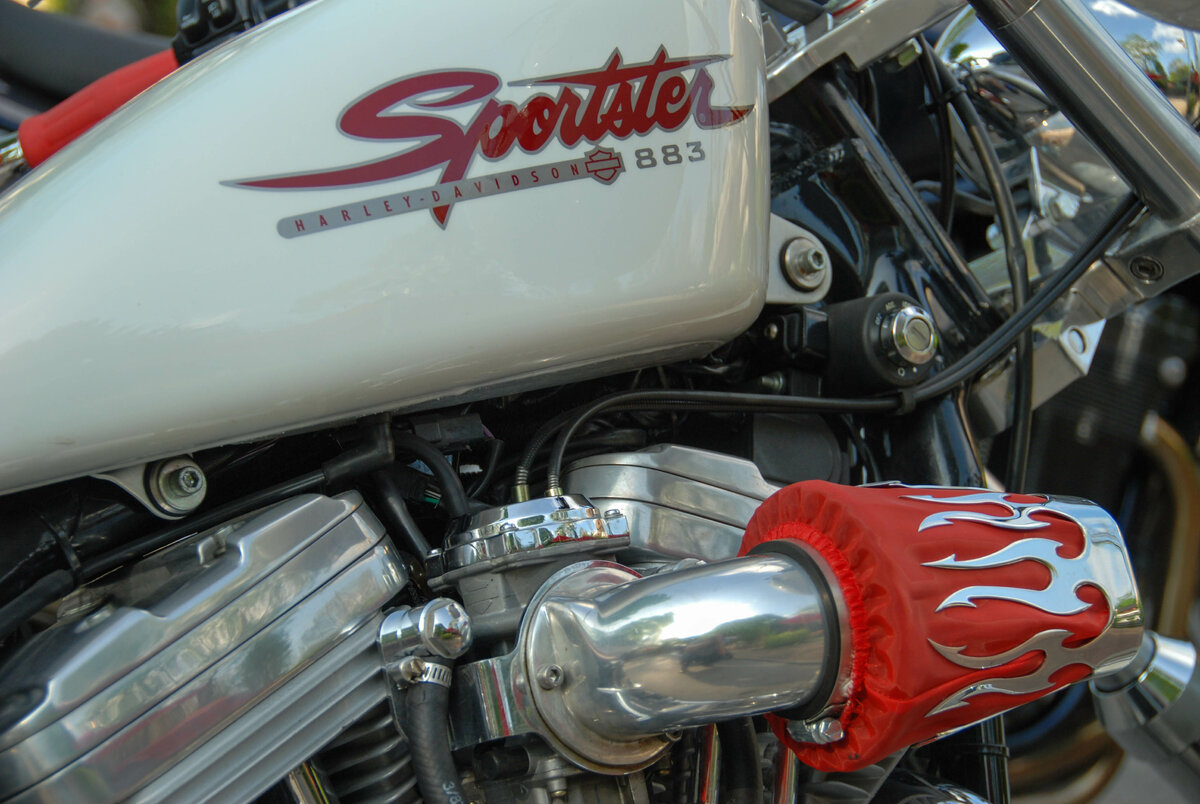 Harley mit Ansaugmodifikation.jpg