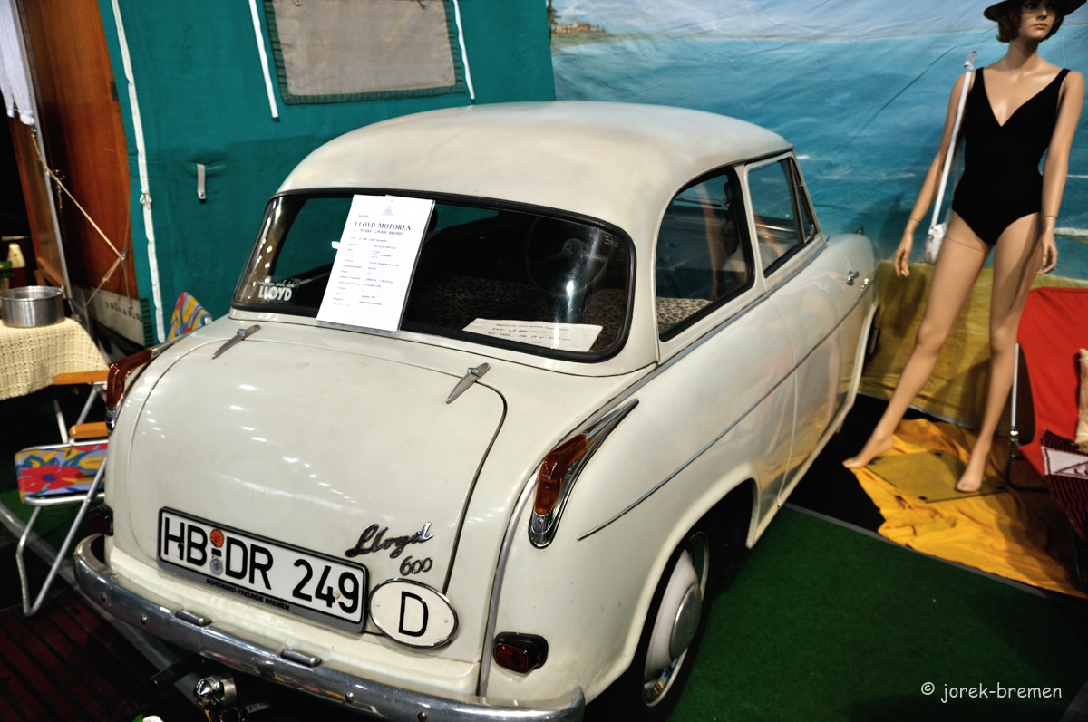 HB-Class-1302-126.jpg