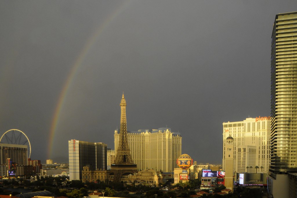 HED5766vegas5
