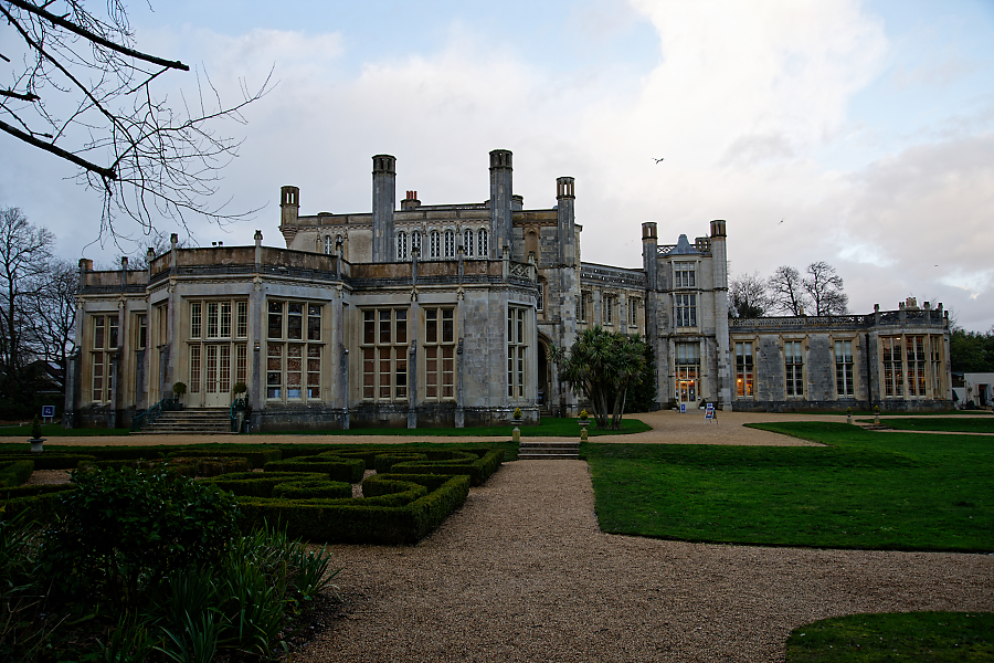 Highcliffe Castle.jpg
