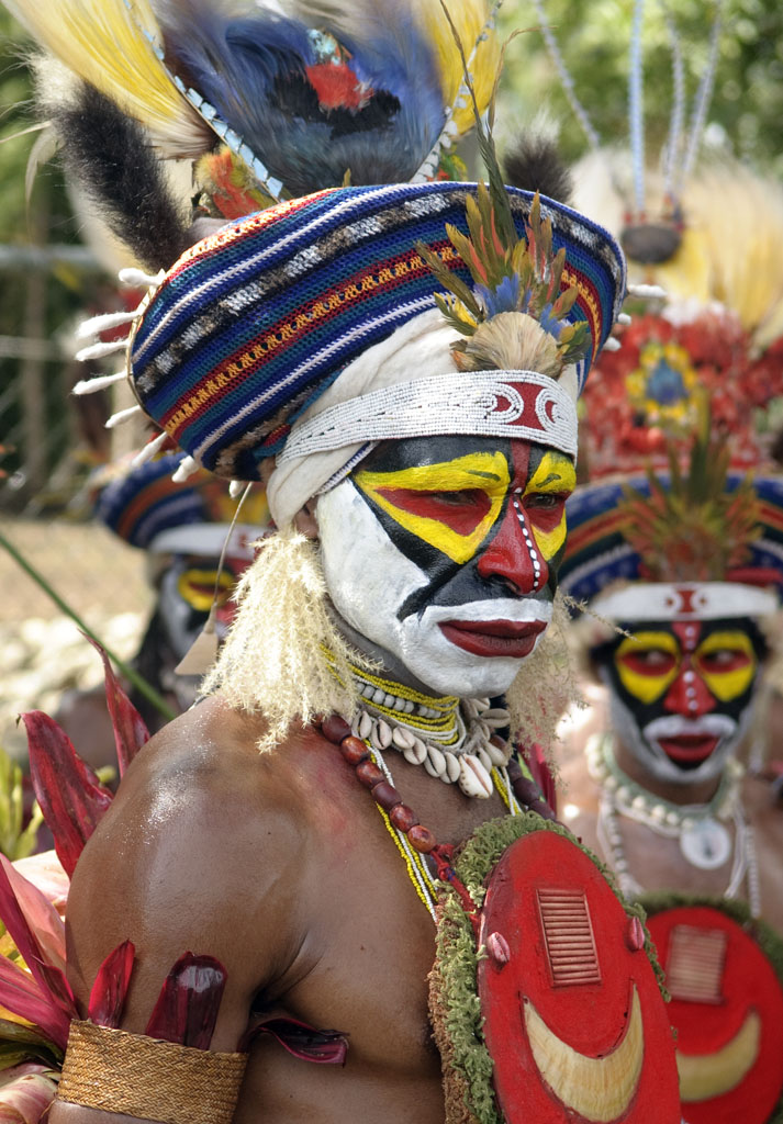 Hochlandkrier auf dem Mount Hagen Festival