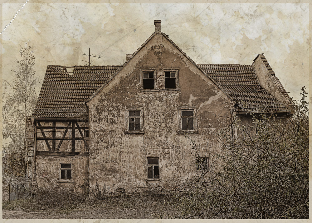 home sweet home II <---- als altes Foto, welches schon durch viele Hände gegangen ist ;)