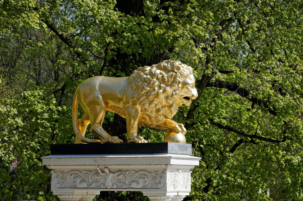 image025