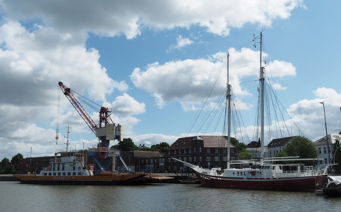 Innenhafen Brake, Unterweser.jpg