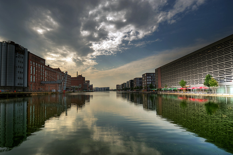 Innenhafen Duisburg - 09/2009 -