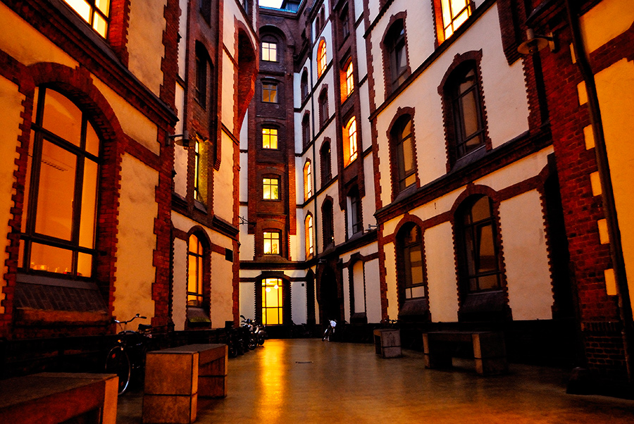 Innenhof in der Speicherstadt in Hamburg
