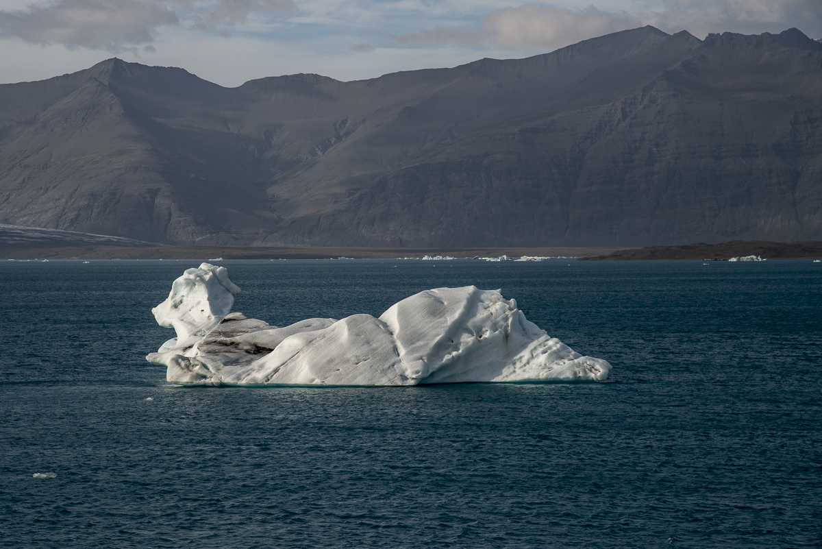 Jökulsarlon Eisberge2.jpg
